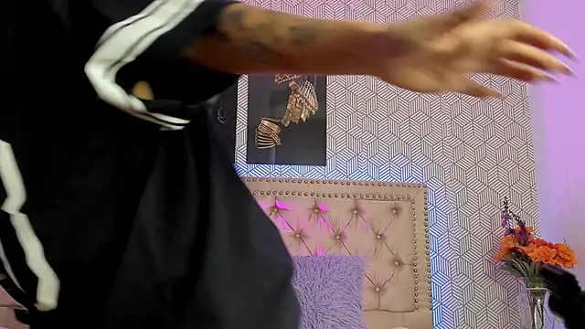 MeganRosseX online show from 4, 3, 2026