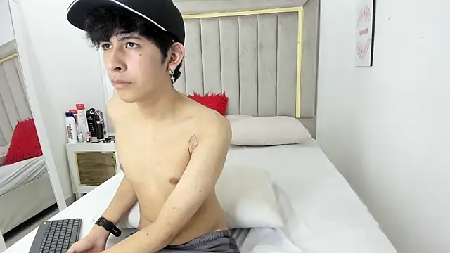 julian xx online show from 13, 1, 2026