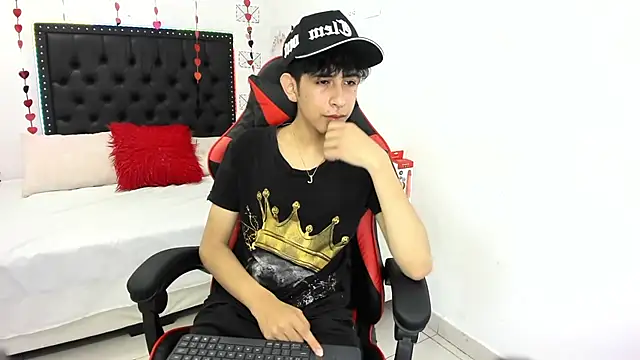 julian xx online show from 21, 2, 2026