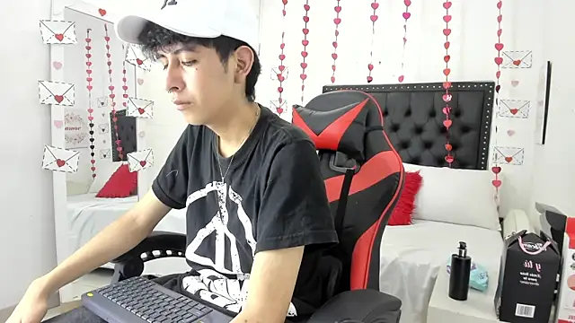 julian xx online show from 26, 2, 2026