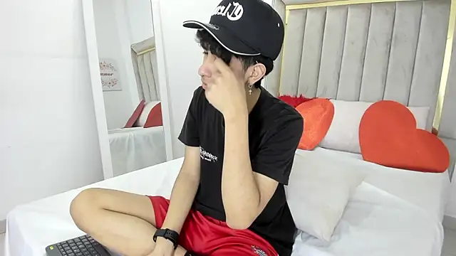 julian xx online show from 9, 2, 2026