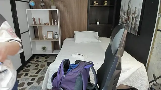 ThaliaBrookss  online show from 25, 3, 2026