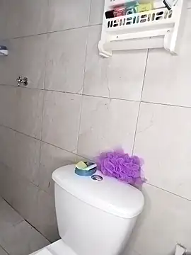 andrea rose69 online show from 3, 2, 2026