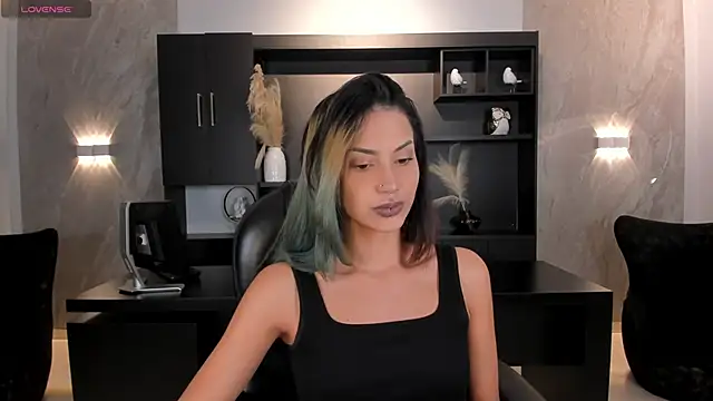 Snapshot of KayraLanne chatting on 17, 6, 2026 KayraLanne online show from 17, 6, 2026