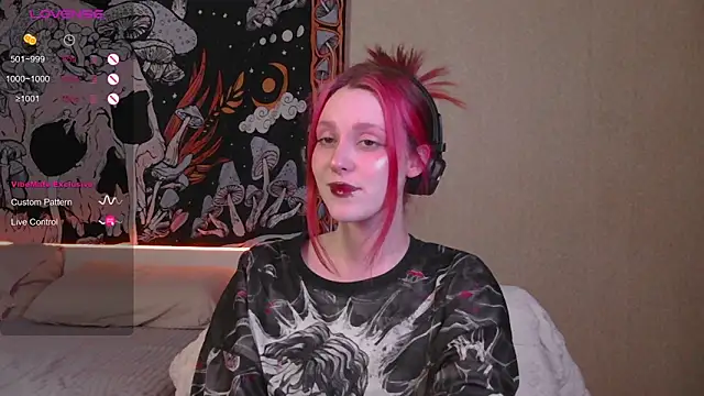 Mine Doll online show from 30, 5, 2026