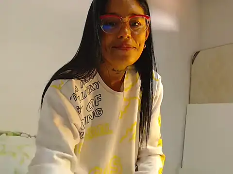 Elizabeth manzon online show from 29, 5, 2026
