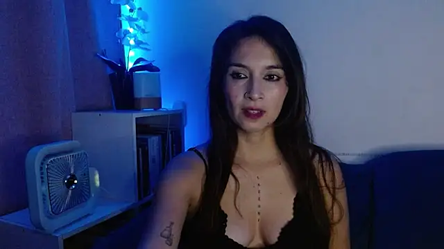 Almaglow  online show from 2, 3, 2026