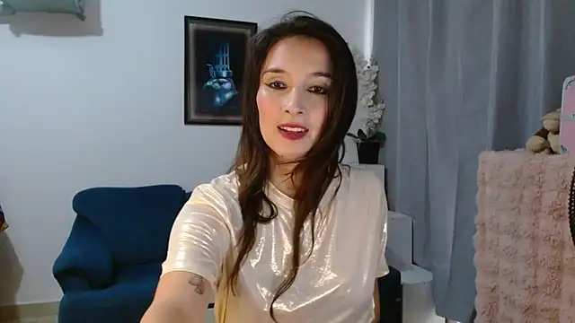 Snapshot of Almaglow_ chatting on 18, 5, 2026 Almaglow online show from 18, 5, 2026