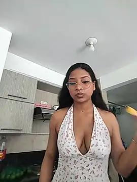 Snapshot of KATALINA_SANTANA_ chatting on 27, 6, 2026 KATALINA SANTANA online show from 27, 6, 2026