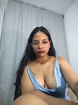 KATALINA SANTANA  online show from 4, 6, 2026