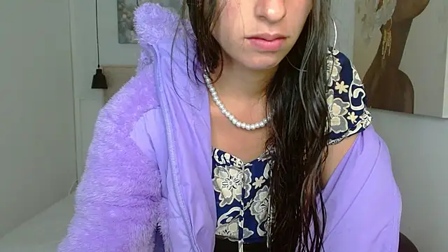 Nicolleth tk online show from 15, 4, 2026