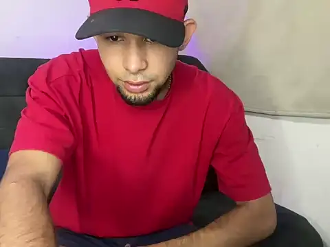 Snapshot of enyel_100 chatting on 17, 3, 2026 enyel 100 online show from 17, 3, 2026