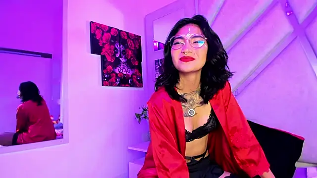 velvet mystic online show from 17, 1, 2026