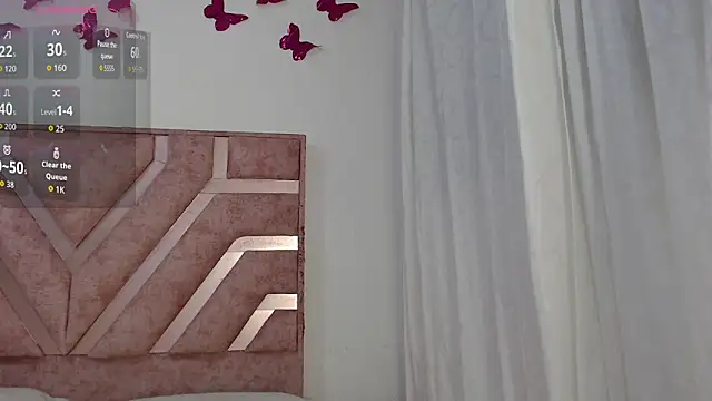 Roxy Fox- online show from 7, 3, 2026