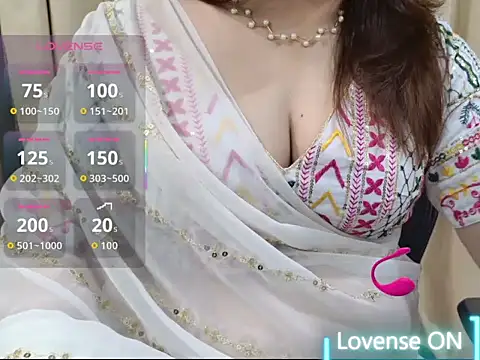 Snapshot of queen-of-hills chatting on 23, 2, 2026 queen-of-hills online show from 23, 2, 2026