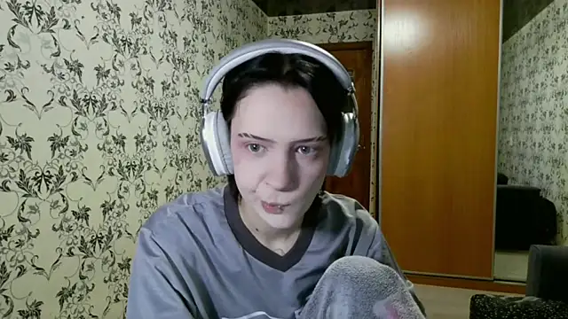 LxayBloom online show from 17, 3, 2026