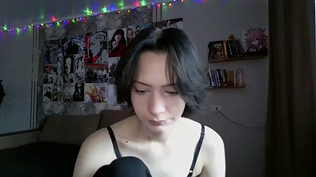 LxayBloom online show from 13, 1, 2026