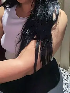 Lina Velvet  online show from 9, 4, 2026