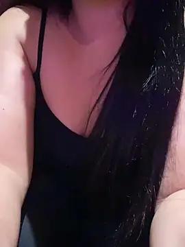 Lina Velvet  online show from 1, 3, 2026