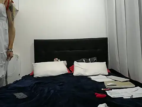 july fucha online show from 11, 2, 2026