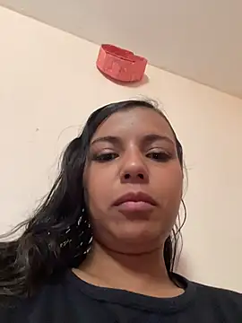 cinthia2011 online show from 22, 2, 2026