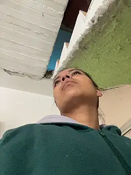 cinthia2011 online show from 13, 2, 2026