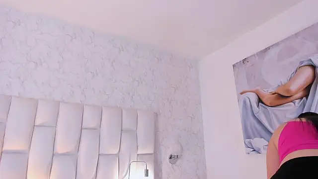 MiiaGreys online show from 13, 2, 2026