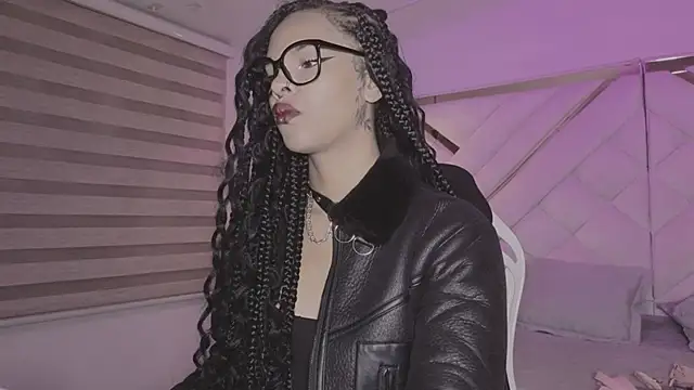 mia gatesvg online show from 21, 2, 2026