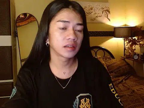 EnviousMaddie online show from 23, 4, 2026