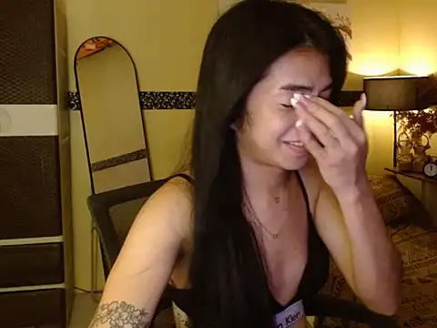 EnviousMaddie online show from 25, 4, 2026