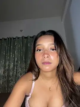 Snapshot of annaya_sexy chatting on 15, 5, 2026 annaya sexy online show from 15, 5, 2026
