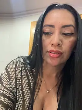 nataliia queen  online show from 10, 4, 2026