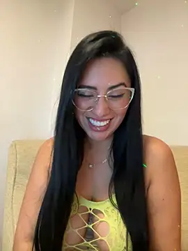 nataliia queen  online show from 1, 3, 2026