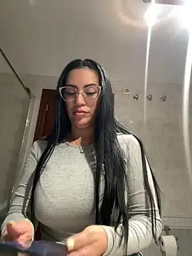 nataliia queen  online show from 14, 4, 2026