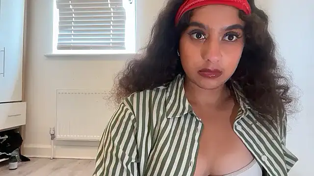 fayfay21xh online show from 17, 5, 2026
