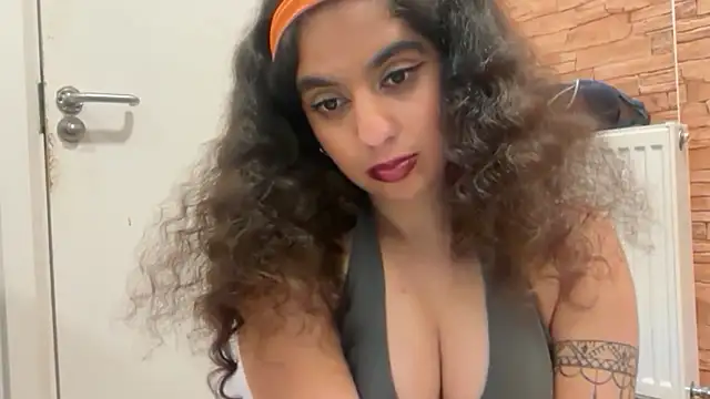 fayfay21xh online show from 28, 2, 2026