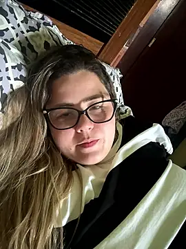 Melmia28 online show from 7, 1, 2026