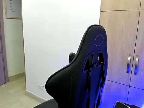 Chrissblack online show from 6, 1, 2026