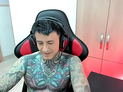 Chrissblack online show from 6, 3, 2026