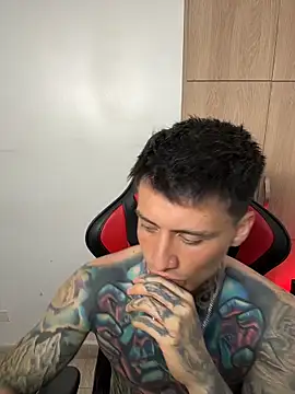 Chrissblack online show from 6, 3, 2026