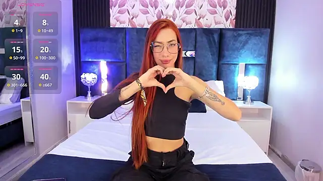 LolaGray   online show from 12, 2, 2026