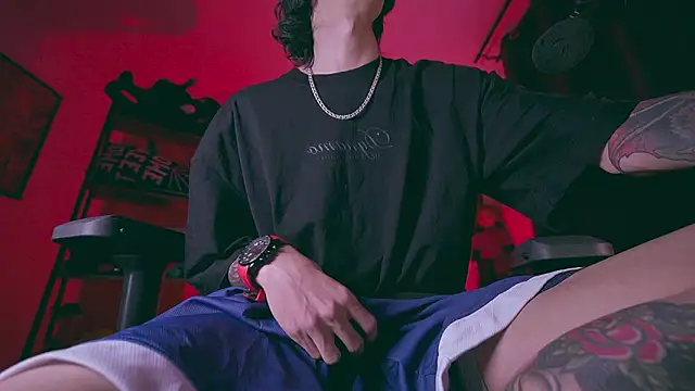 Olliver   y online show from 28, 2, 2026