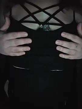 LunaLuxxx666 online show from 13, 1, 2026