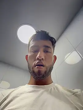 liam bronw online show from 25, 3, 2026