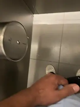 liam bronw online show from 28, 3, 2026