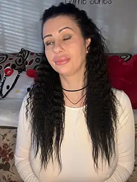 IRISWHITE17 online show from 23, 4, 2026