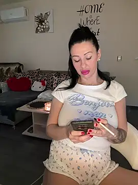 IRISWHITE17 online show from 16, 3, 2026