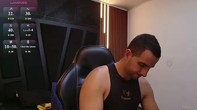 lorenzo walker 1 online show from 13, 4, 2026