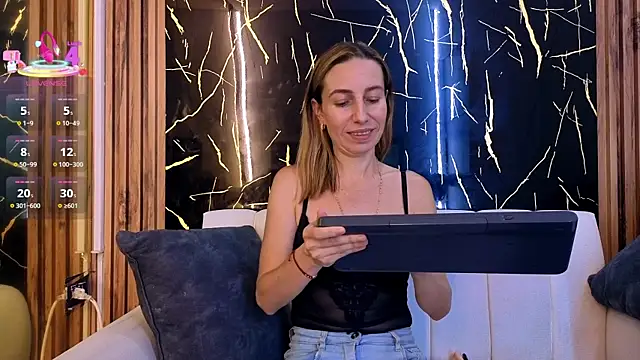 Starlight Mature aws online show from 19, 7, 2026