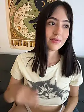 Snapshot of HinaSweet chatting on 19, 6, 2026 HinaSweet online show from 19, 6, 2026